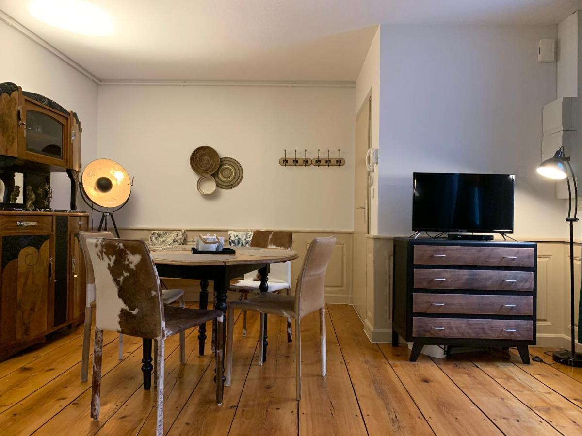 Appartements Des 2 Tetes Кольмар Экстерьер фото